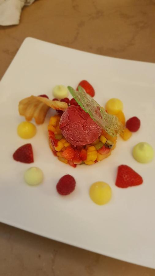 Hotel Le Neron - Logis Fontanil-Cornillon Eksteriør bilde