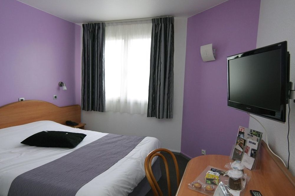 Hotel Le Neron - Logis Fontanil-Cornillon Rom bilde
