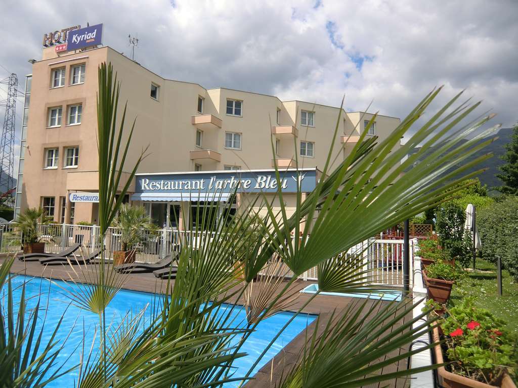 Hotel Le Neron - Logis Fontanil-Cornillon Eksteriør bilde
