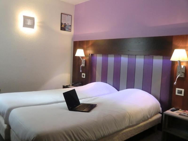 Hotel Le Neron - Logis Fontanil-Cornillon Eksteriør bilde